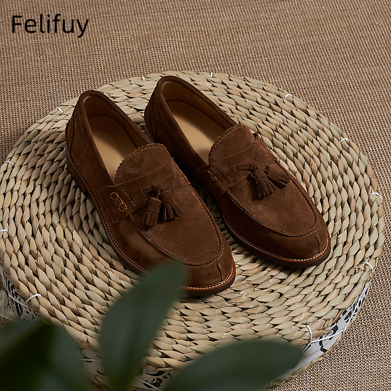 Men Formal Wear Shoes - รองเท้าโลฟเฟอร์หนังวัวสีน้ำตาลแบบใหม่สำหรับผู้ชาย แต่งพู่ห้อย สวมใส่สบาย ระบายอากาศได้ดี เหมาะสำหรับงานปาร์ตี้ งานแต่งงาน