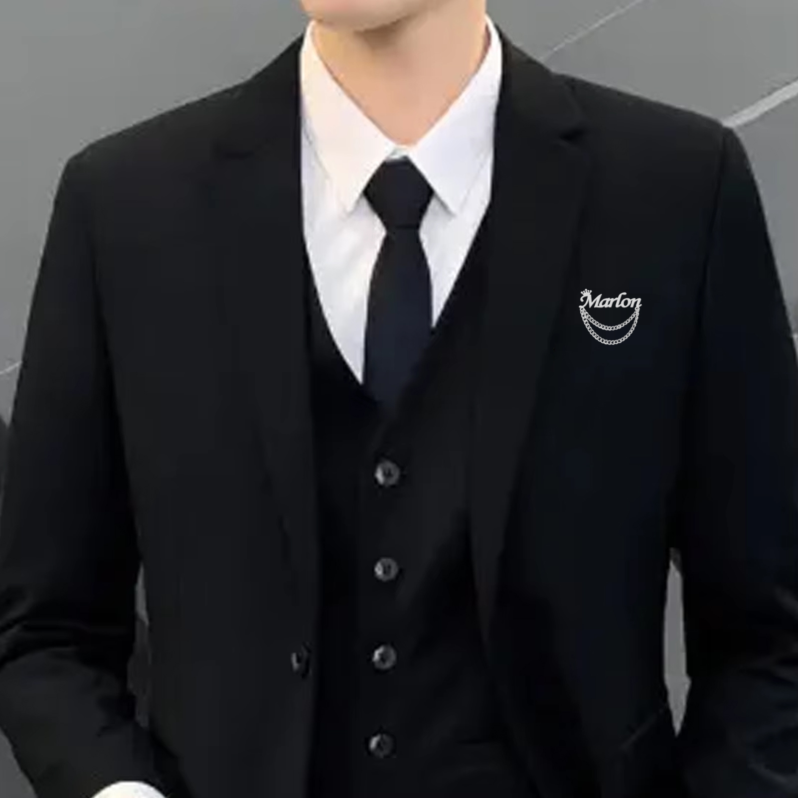 เข็มกลัดชื่อสั่งทำพิเศษ รูปมงก - Tuxedo Lapel Pin บทวิจารณ์และราคา