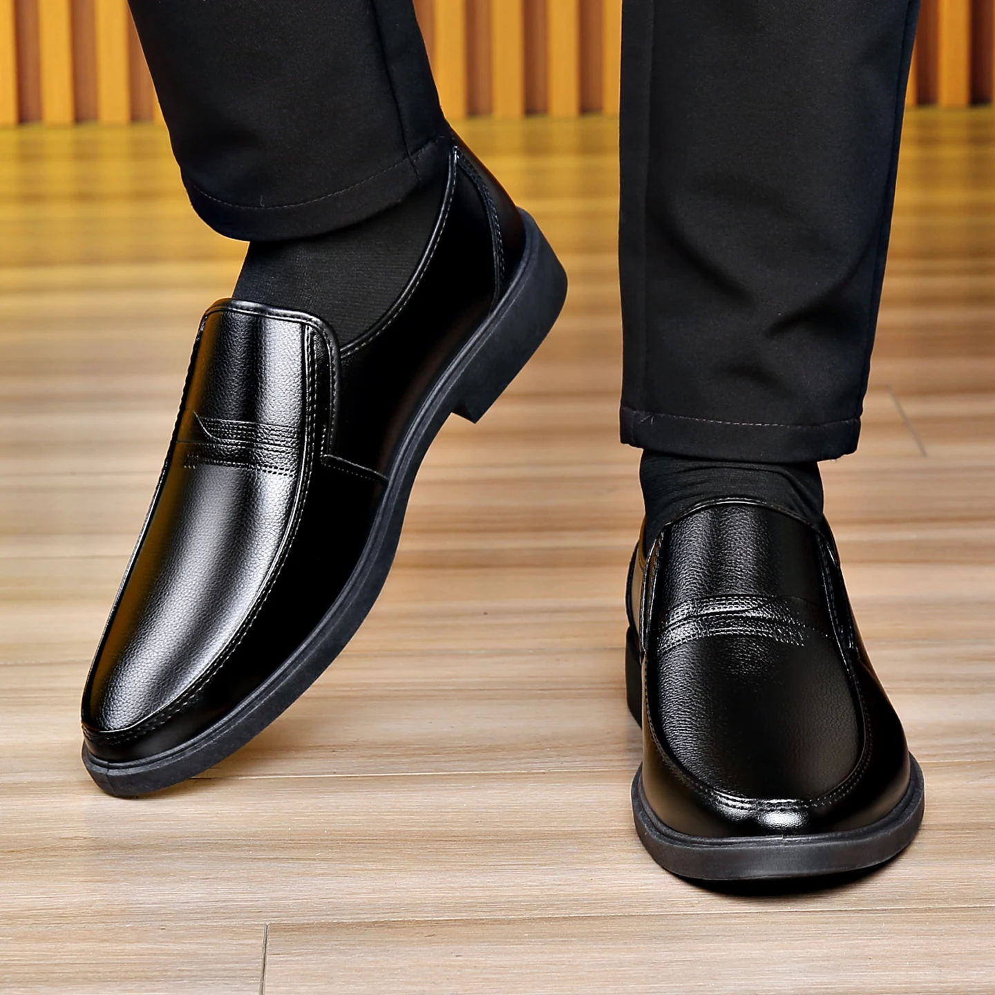 รองเท้าหนังผู้ชายแบบสวมสำหรับธ - Men'S Formal Wear For Office บทวิจารณ์และราคา